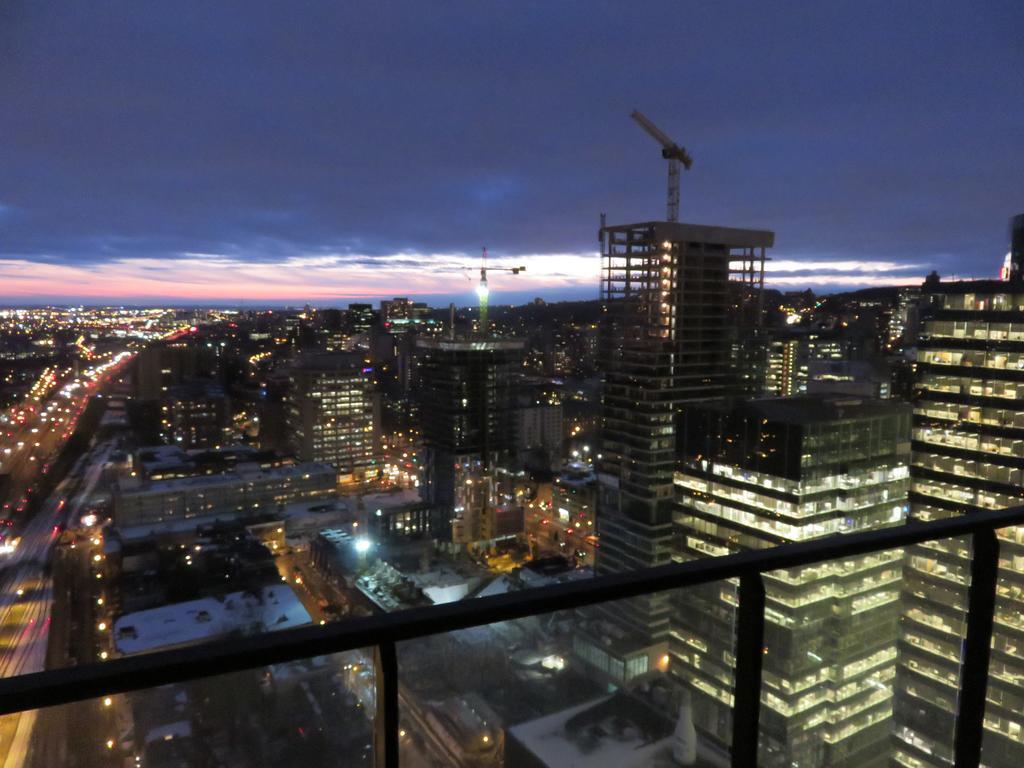 Luxury Home In Downtown モントリオール エクステリア 写真